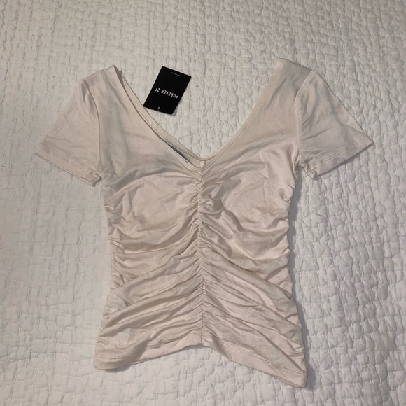 White ruched top - Picture 1 of 3